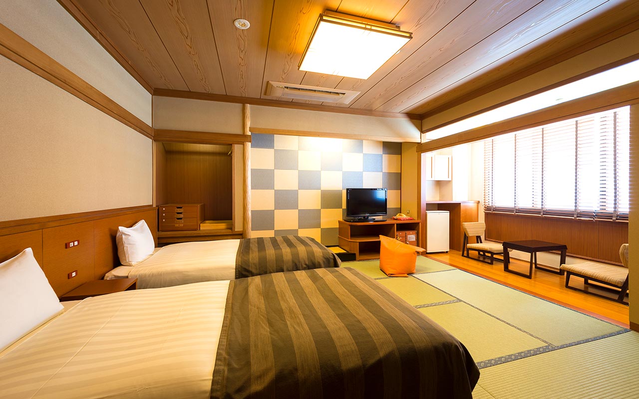 Japanese-Style Room with Beds (Room 415: No Private Bath)